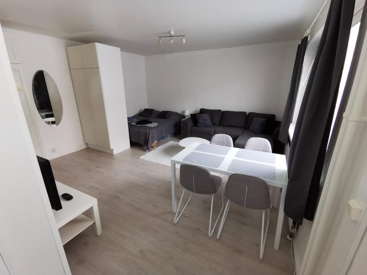 Cozy Apartment In The Center Рованіемі Екстер'єр фото